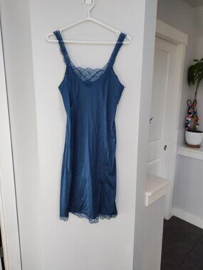 Warners night slip gown